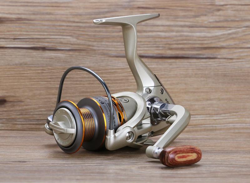 2020 New Fishing coil Wooden handshake 12+ 1BB Spinning Fishing Reel Professional Metal Left/Right Hand Fishing Reel Wheels